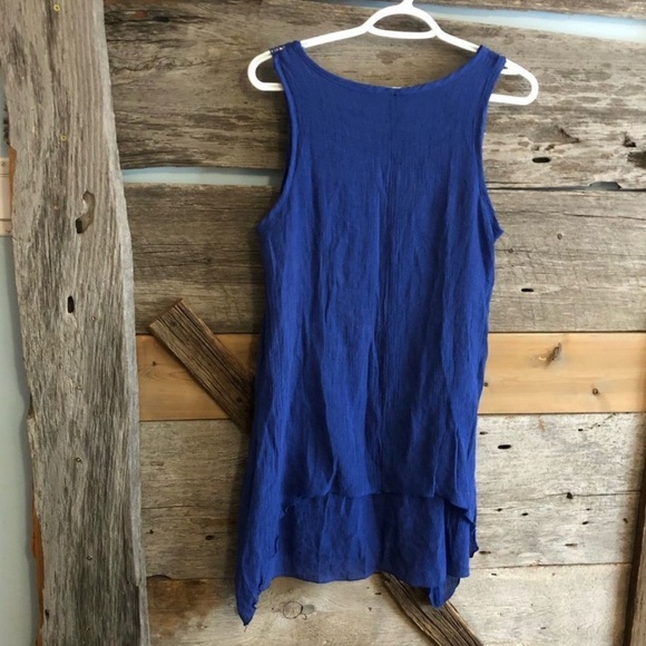 Casa Donna Large Blue Sleeveless Top with Crochet Neckline - Picture 3 of 3